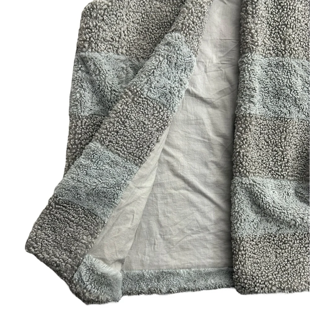 Dylan Los Angeles Women’s Gray Faux Shearling Fleece Vest Size Large Soft Sherpa